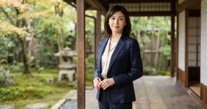 凛とした雰囲気の松嶋菜々子さん